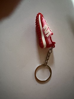 Porte-clés en forme de chaussures 4€