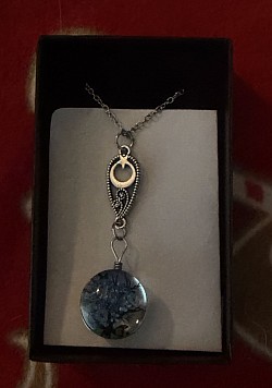 Collier avec cercle en verre, arbre de vie