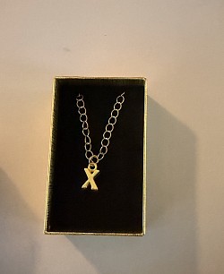 Collier avec lettre X