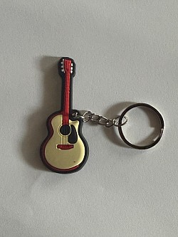 Guitare en porte-clés 5€