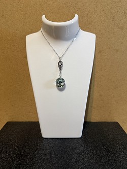 Collier avec cercle en verre, arbre de vie 5€
