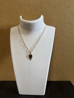 Collier avec pendentif N1 5€