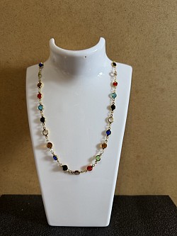 Collier avec diamants de couleur N15 5€