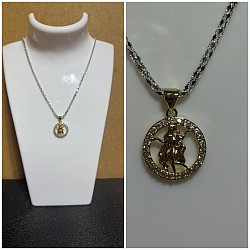 Collier avec signe astrologique 12€
