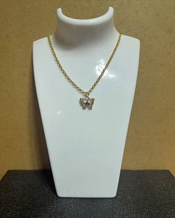 Collier avec pendentif papillon et diamants  N23 5€