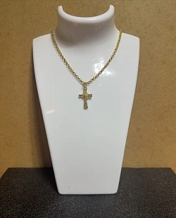 Collier avec pendentif croix et diamants couleur  or N25 5€
